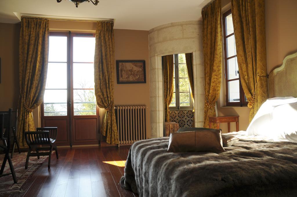 Castel Peyssard Bed & Breakfast Périgueux Oda fotoğraf